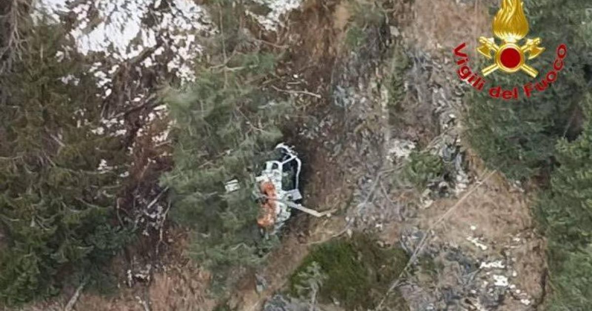 Hubschrauber-in-Norditalien-abgest-rzt-Ein-Toter-drei-Verletzte