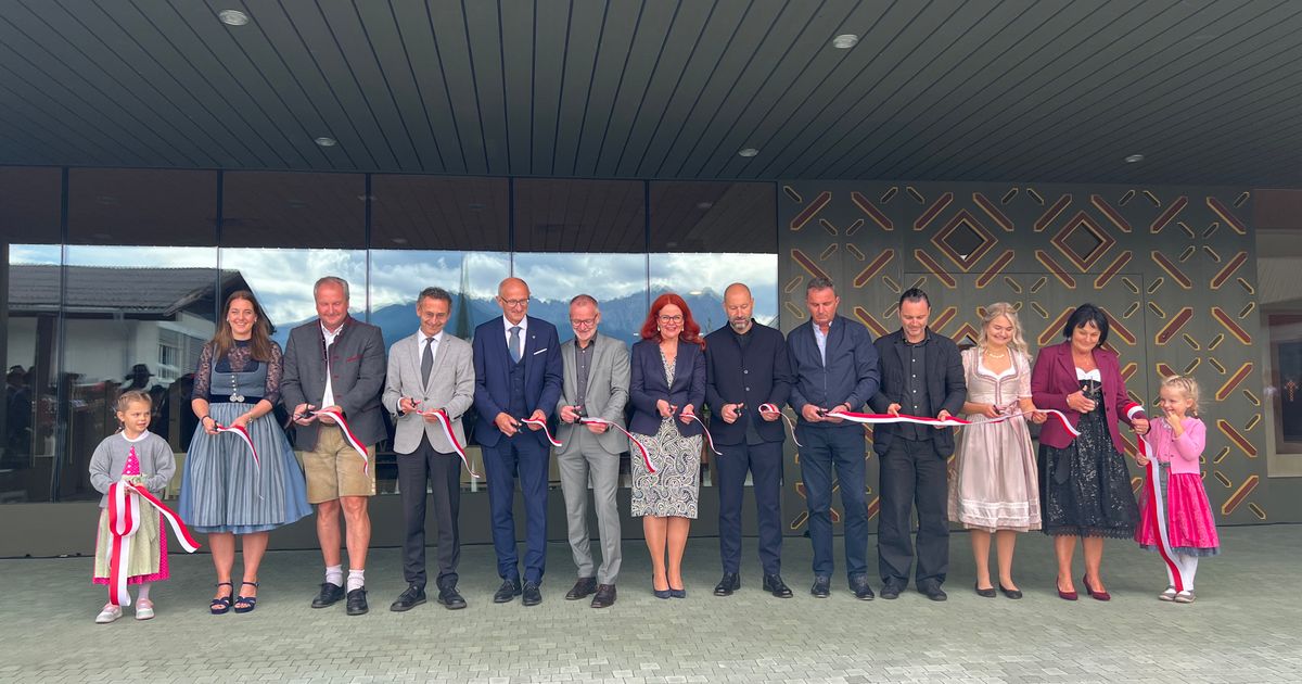 Alle-unter-einem-Dach-Neues-Bildungszentrum-in-K-ssen-er-ffnet