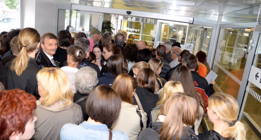 Larissa-Prozess: Saalkarten waren in 20 Minuten weg