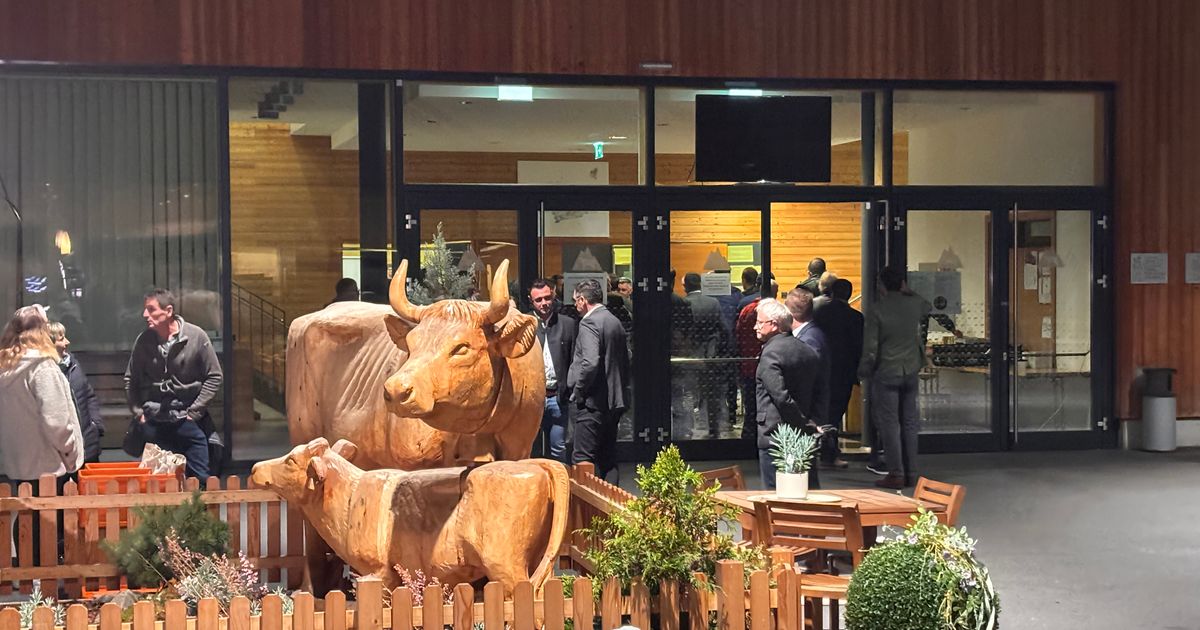 Bauernbund-lud-zur-Herbstkonferenz-nach-Imst-Weidezone-kritisierte-Wolfsstudie