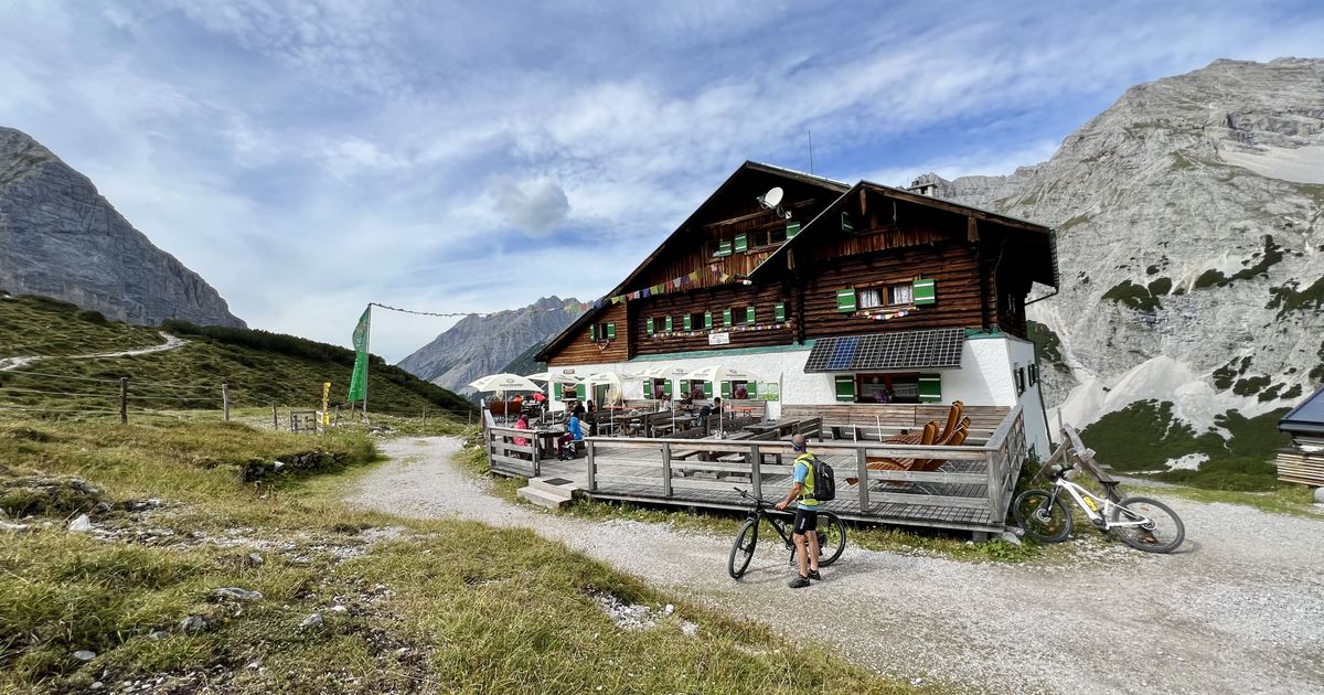 Hinter-der-Nordkette-Mit-dem-Mountainbike-zur-M-slalm-und-Pfeish-tte
