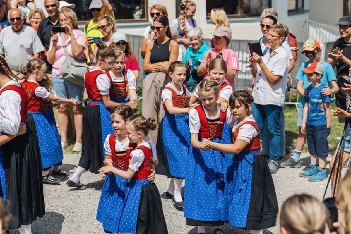 Region Hohe Salve feiert Tracht: Dirndl & Lederhosen Tage be