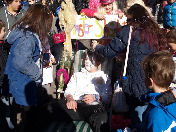 Weiberfasnacht in Imst.