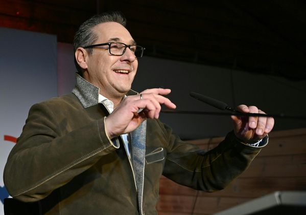 "Das ist meine Bestimmung." Heinz-Christian Strache, von höheren Mächten zum Comeback auserkoren.
