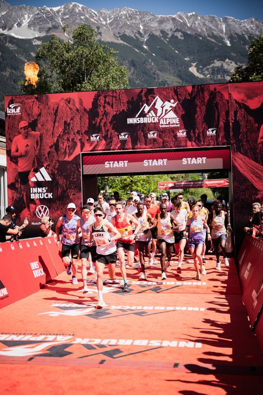 Das Innsbruck Alpine Trailrun Festival im Livestream: Verfolgungsjagd beim Trail Hunt