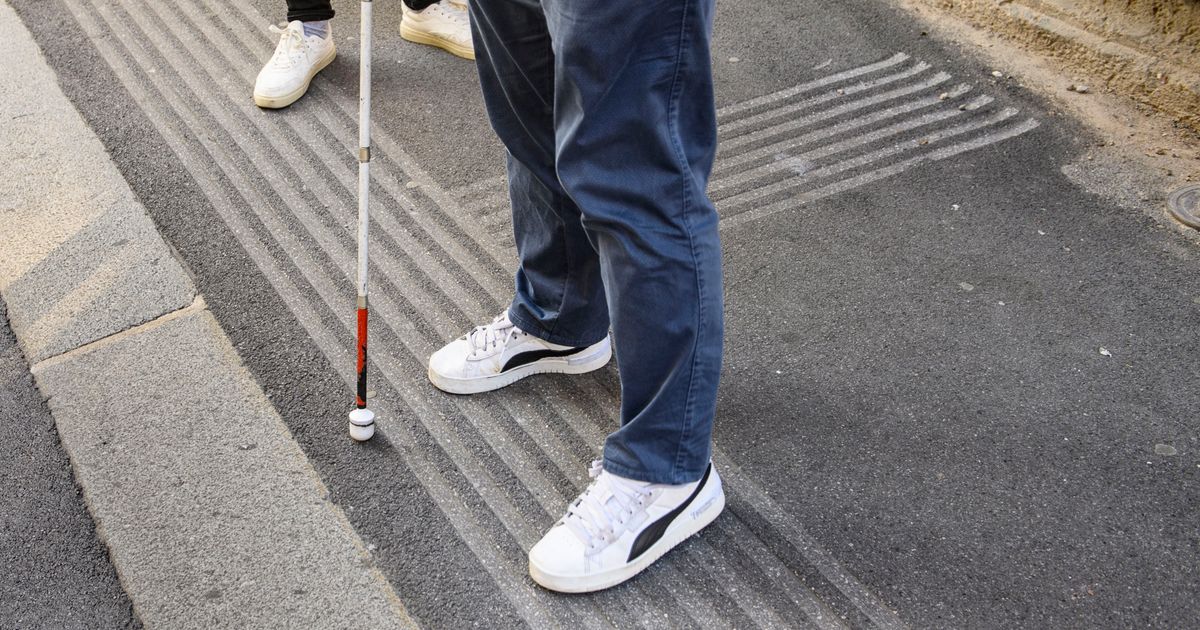 Um-Millionen-wurde-die-Altstadt-in-Innsbruck-neu-gepflastert-auf-Blinde-hat-man-vergessen