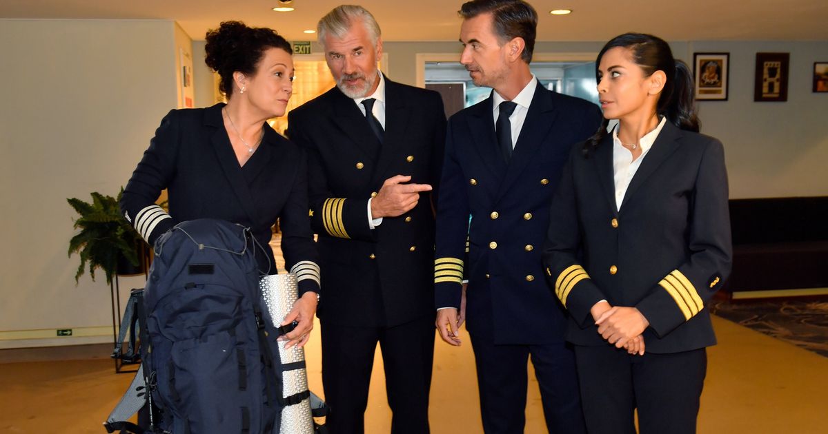 Von-Elfen-sp-ter-Liebe-und-Doppelleben-Das-Traumschiff-nimmt-Kurs-auf-Island