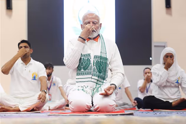 Auch Indiens Prime Minister Narendra Modi macht mit.