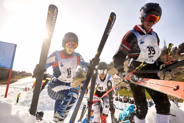Der Weisse Rausch zieht Jahr für Jahr hunderte Skifahrer, Snowboarder und Telemarker zum Saisonende nach St. Anton am Arlberg.