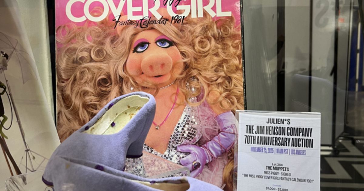 schuhe-von-miss-piggy-versteigert-andenken-an-jim-henson