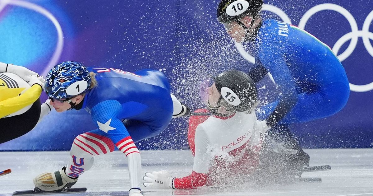 Kufe-schnitt-ins-Gesicht-Polnische-Eisschnelll-uferin-meldet-sich-nach-Unfall-aus-Klinik
