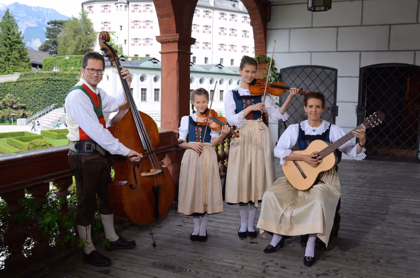 Benefizkonzert für Kinderdorf Tani in der Servitenkirche