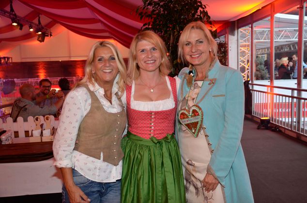 Mattersberger (Kinderkrebshilfe), Ultsch, Baumgartner (v. l.; Skiwelt Wilder Kaiser Brixental).