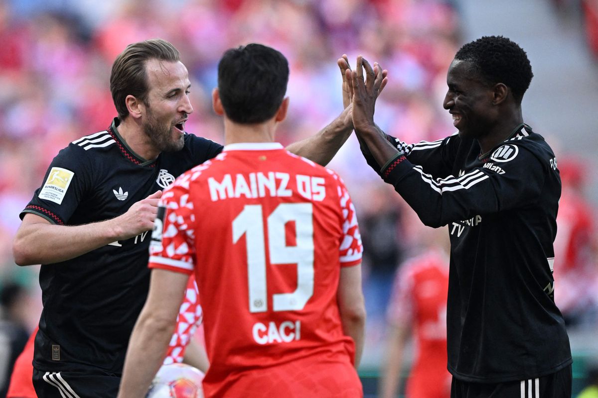 Furiose Bayern siegten nach 0:3-Halbzeit-Rückstand in Mainz