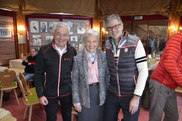 TVB-Kitzbühel- und Rasmushof-Chefin Signe Reisch mit Bergbahnen-Kitzbühel-Boss Josef Burger und Bürgermeister Klaus Winkler (v. l.).