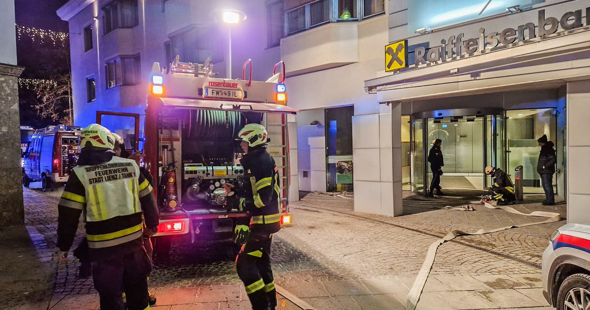 M-gliche-Brandstiftung-vor-B-ckerei-in-Lienz-Polizei-nahm-zwei-Verd-chtige-fest