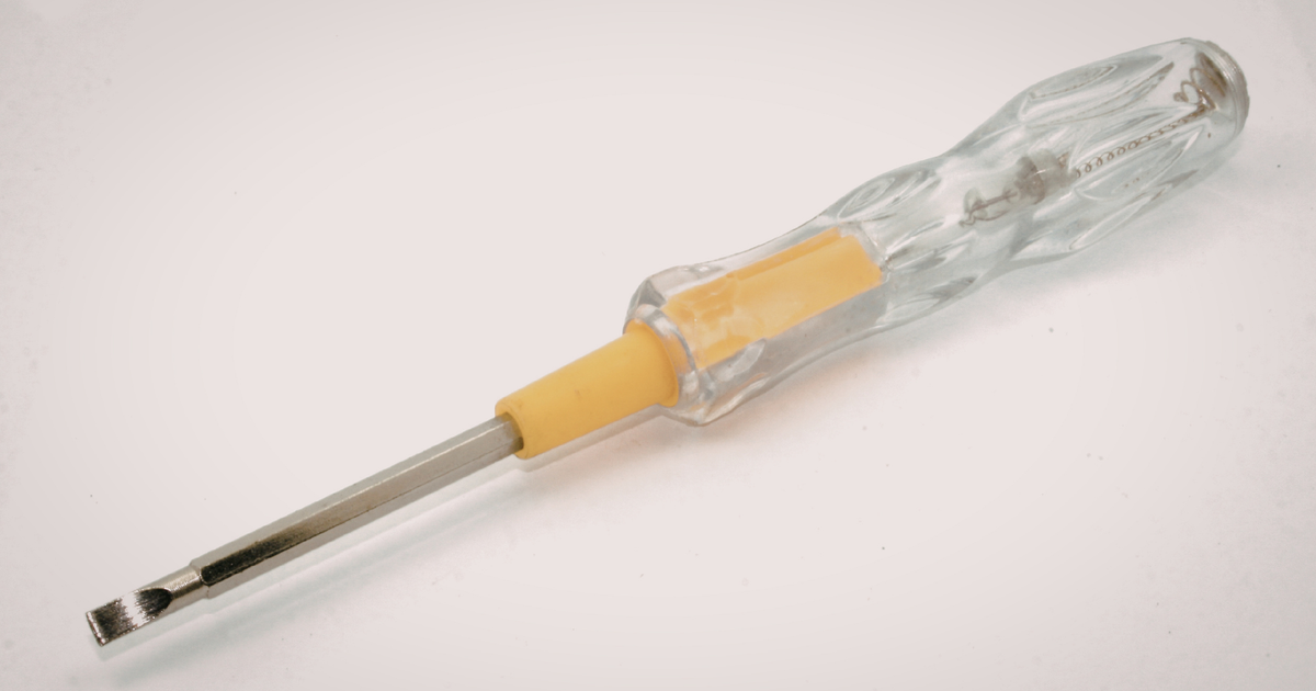 Essenslieferant-attackierte-Restaurant-Mitarbeiter-in-Innsbruck-mit-Schraubenzieher