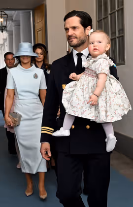 Prinz Philip von Schweden mit seiner Frau Sofia und deren Tochter Ines.