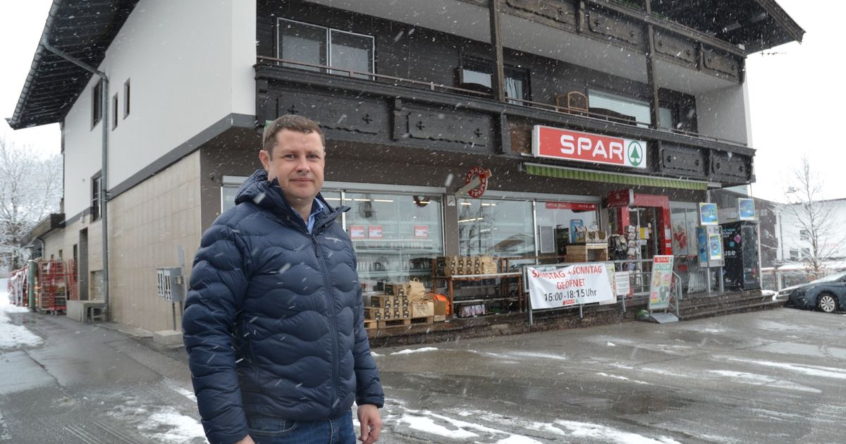 Herzst-ck-des-Dorfes-schlie-t-Scheffau-bangt-um-Nahversorger