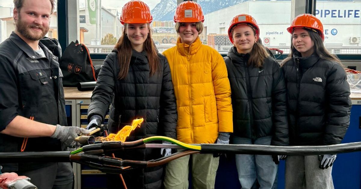 -Next-Generation-Day-600-Sch-lerinnen-und-Sch-ler-erkunden-Tirols-Industrie