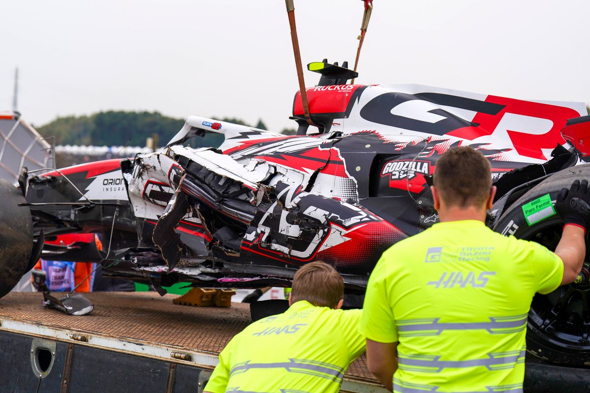 Nach heftigem Formel-1-Unfall in Suzuka: So steht es um Haas-Fahrer Bearman