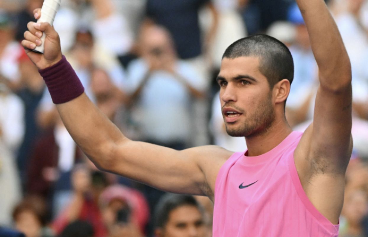 Alcaraz, Djokovic, Sabalenka in New York ins Viertelfinale