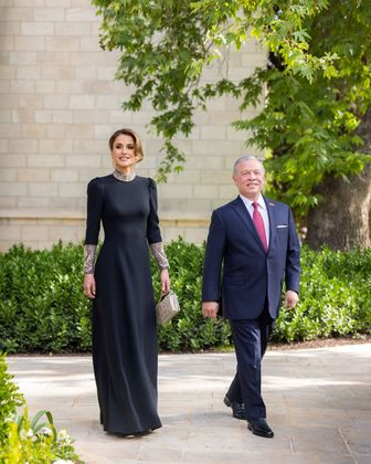 Das jordanische Königspaar und Eltern von Hussein al Abdullah: König Abdullah II und Königin Rania. 