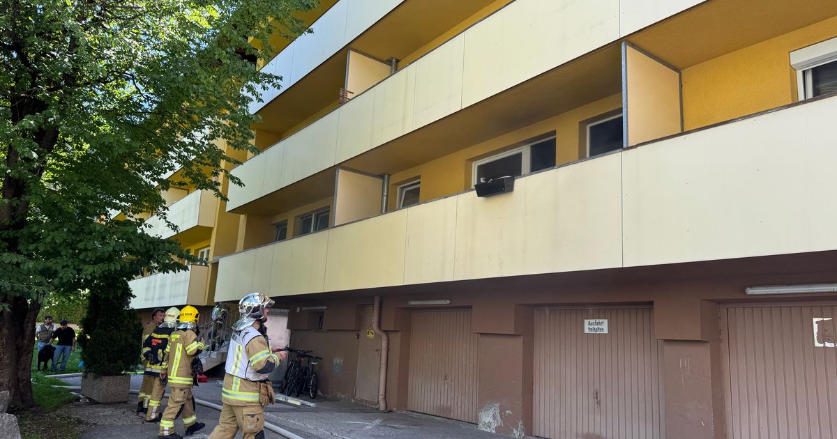 Kochtopf-mit-l-entz-ndete-sich-Nachbarn-l-schten-Wohnungsbrand-in-V-ls
