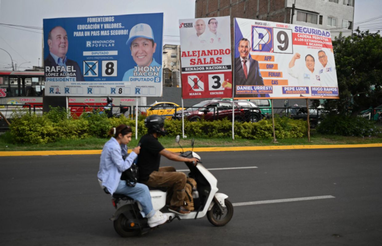 Peruaner wählen neues Staatsoberhaupt