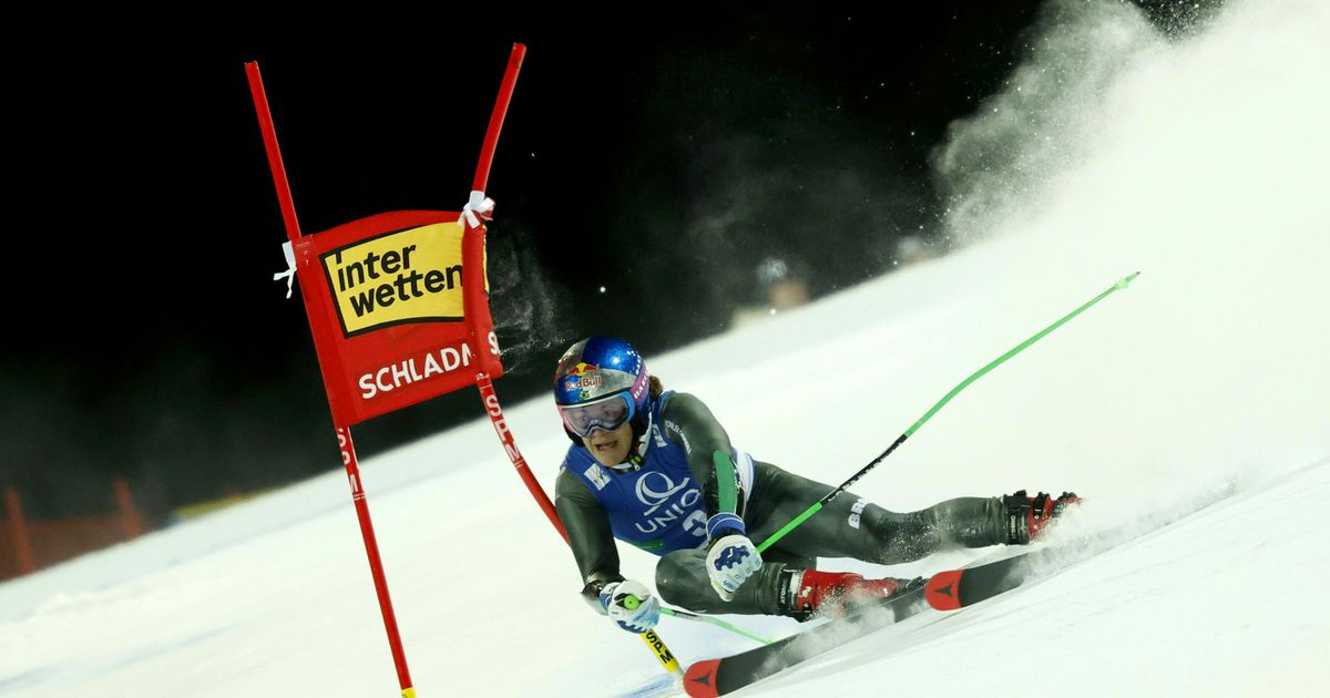 Eiskalter-Auftritt-in-Schladming-Brasiliens-Star-Braathen-greift-nach-Riesentorlauf-Sieg