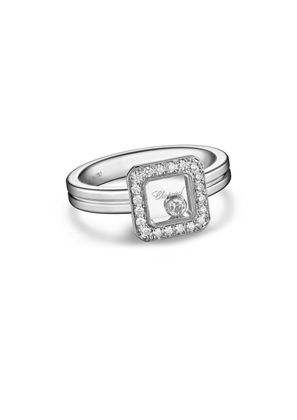 Wer seine Partnerin zu Weihnachten besonders edel beschenken will, wird bei Juwelier Armbruster in Seefeld fündig. Dieser edle Ring und die passende Kette stammen von Chopard – „Kollektion Happy Diamonds Icons Square“.