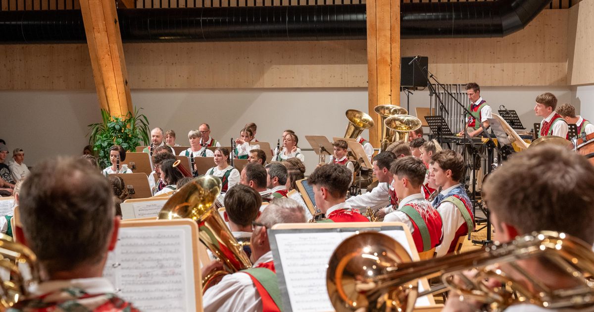 Konzert-am-Muttertag-Assling-feiert-mit-neuer-Polka-sein-180-Jahr-Jubil-um