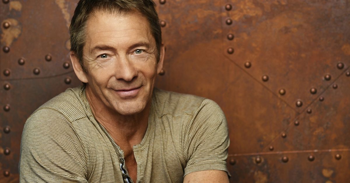 Tiroler-Schlagerstar-Gilbert-meldet-sich-nach-schwerer-Erkrankung-mit-neuen-Songs-zur-ck