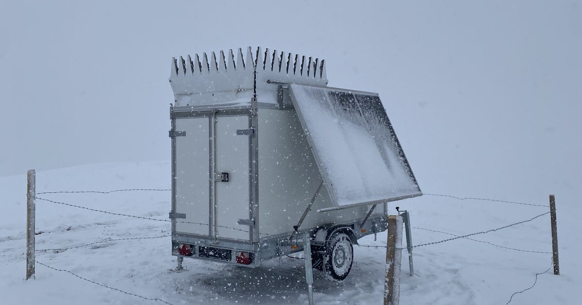 High-tech on the Krahberg: Why is a mysterious trailer parked at 2 ...