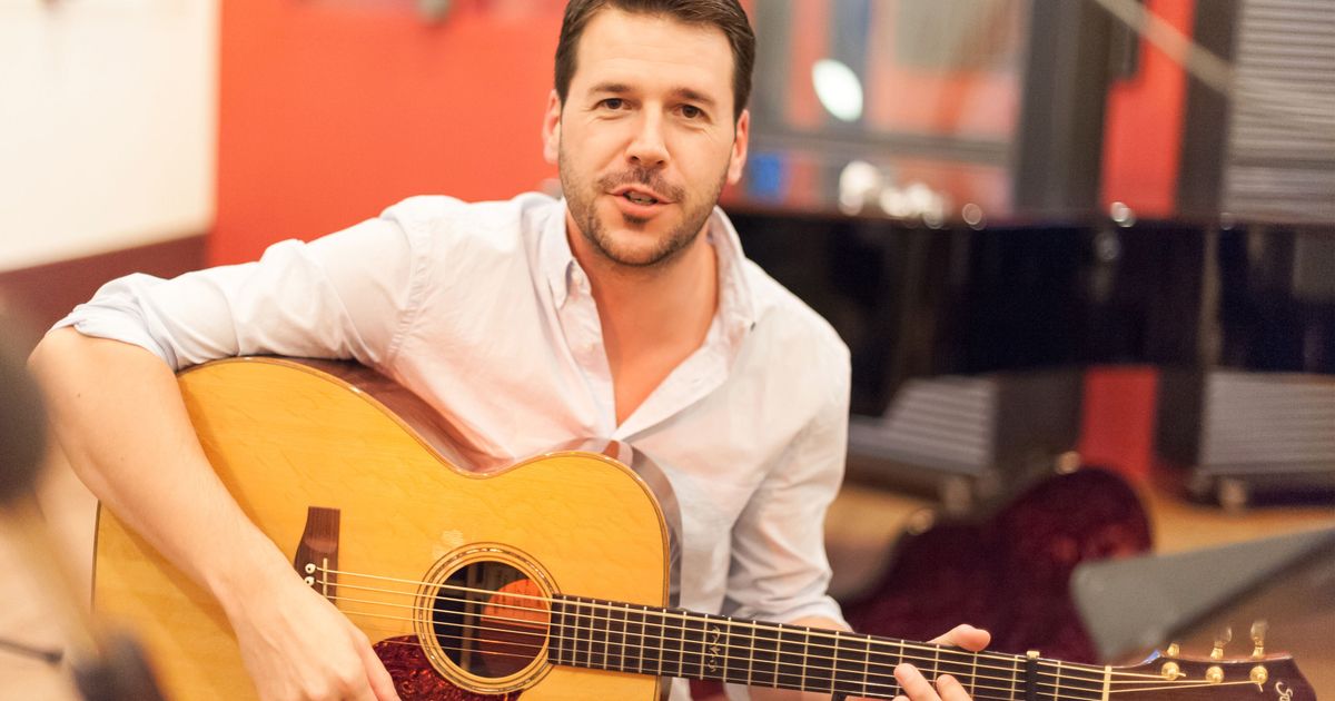 Tiroler-Gitarrenpoet-Christoph-Schellhorn-pr-sentiert-zehntes-Album-Sunita-in-W-rgl