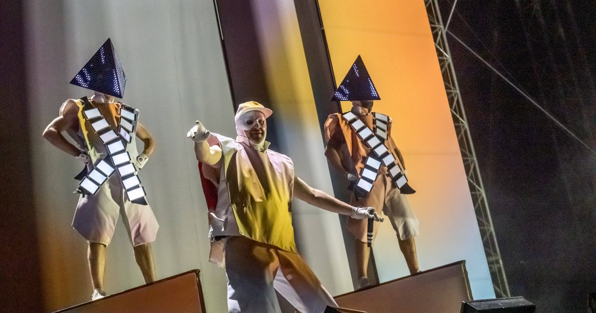 -Deichkind-Mitgr-nder-im-Alter-von-47-Jahren-gestorben-Er-war-ein-genialer-Musiker-