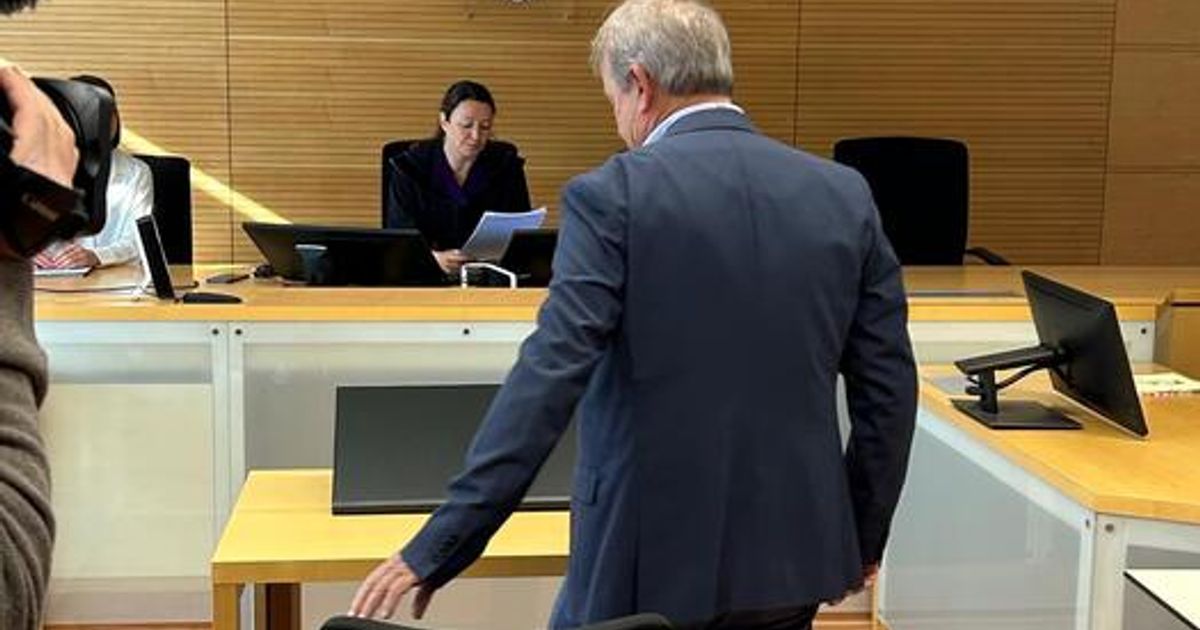 Pistenraupen-trotz-Embargo-von-Tirol-aus-nach-Russland-verkauft