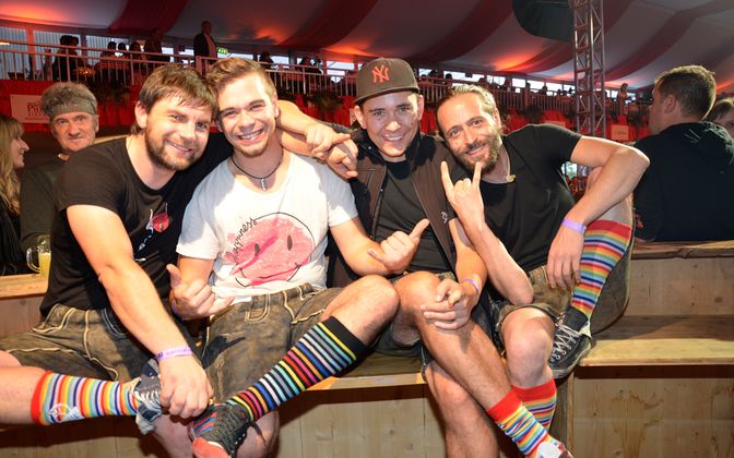 Die sympathischen Jungs der Südtiroler Party-Band Volxrock begeisterten das Publikum mit Humor und ihrer Performance.