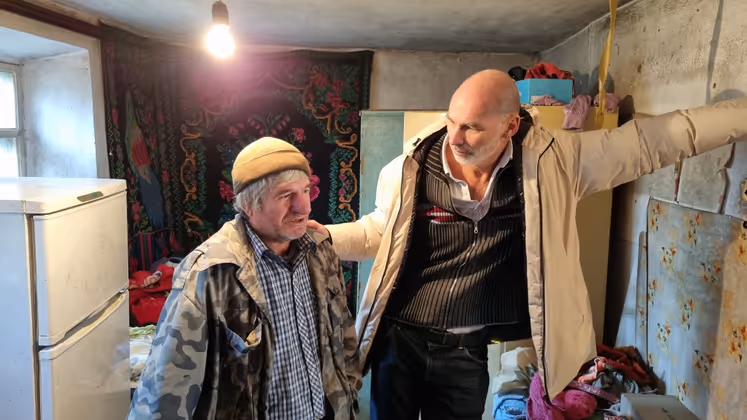 Concordia-Geschäftsführer Bernhard Drumel besuchte die Familie und verschaffte sich einen Einblick.