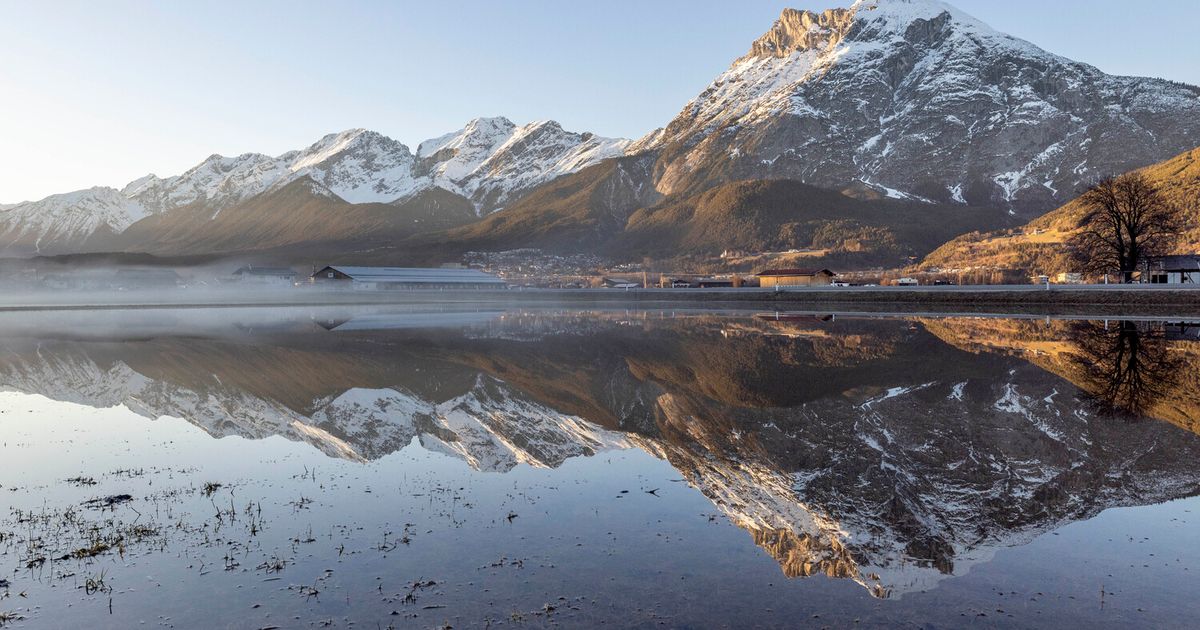Schneeschmelze-und-Regen-Teile-Tirols-gleichen-einer-Seelandschaft