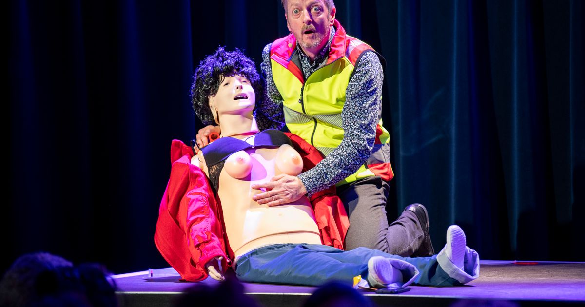 Das-neue-Kabarett-Programm-von-Markus-Koschuh-Nachhilfe-in-Sachen-Erste-Hilfe