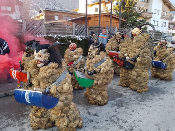 Jungperchten "Jochalapass" aus Wiesing