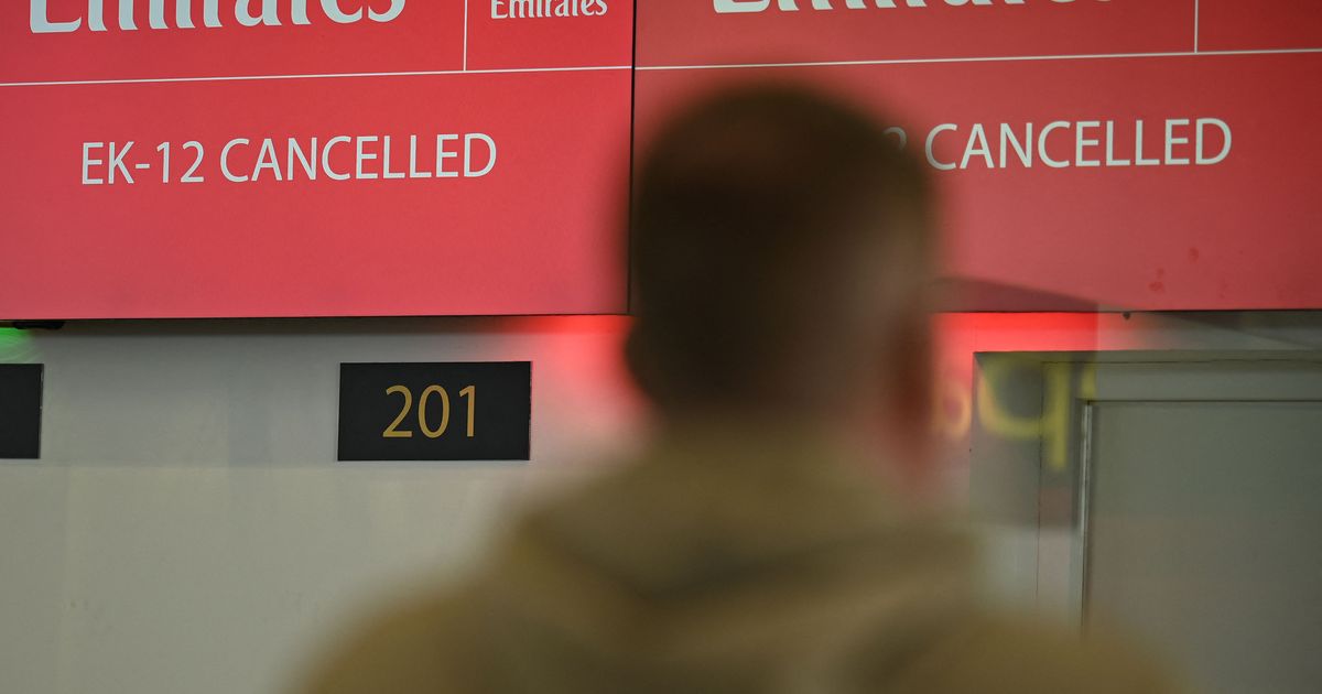 Chaos-im-internationalen-Flugverkehr-nach-Angriff-auf-den-Iran-Passagiere-sitzen-fest