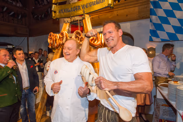 Starkoch Alfons Schuhbeck mit Schauspieler und Schwarzenegger-Intimus Ralf Möller.