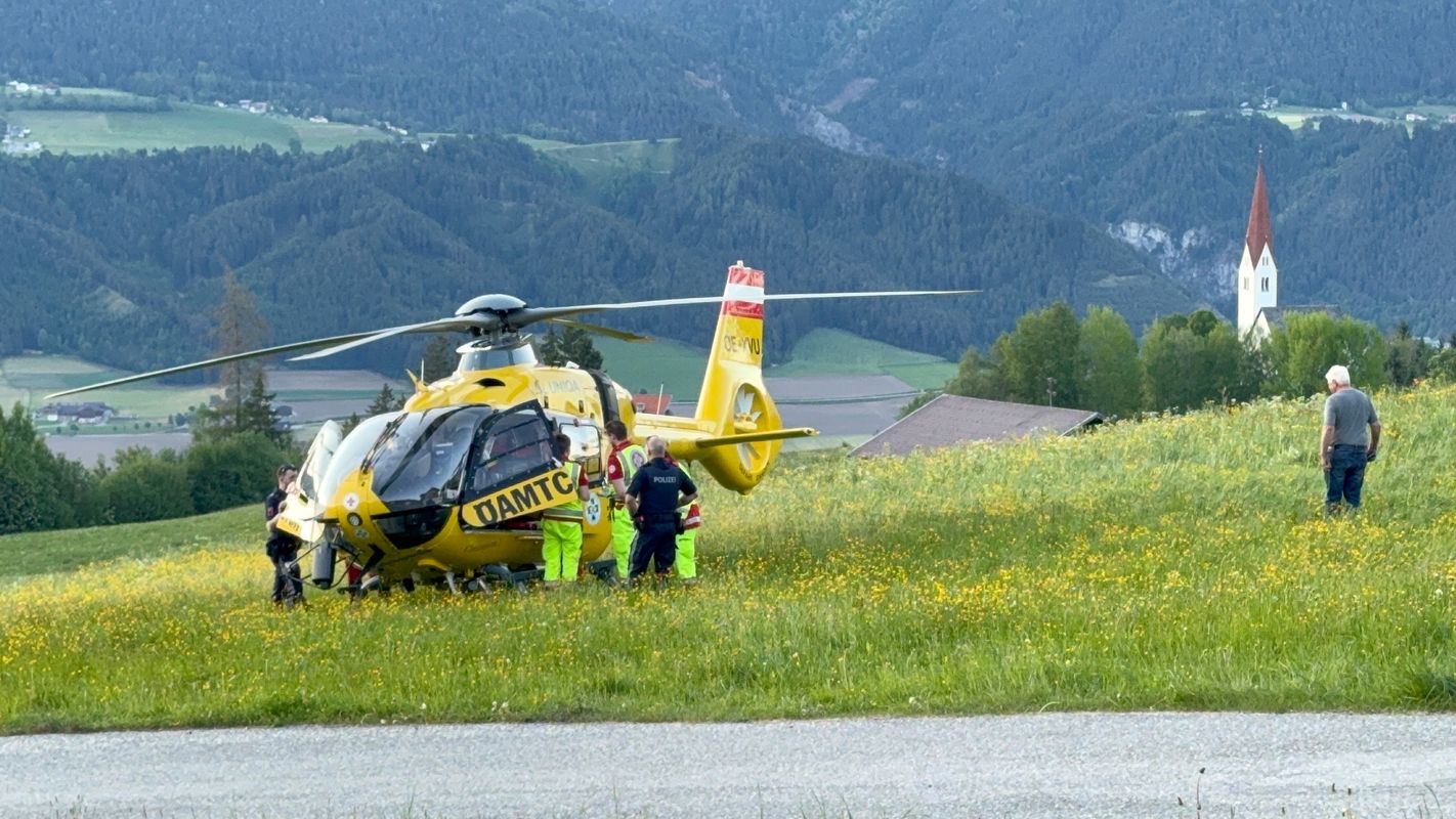 16-Jähriger in Weerberg von Auto erfasst und lebensbedrohlich verletzt