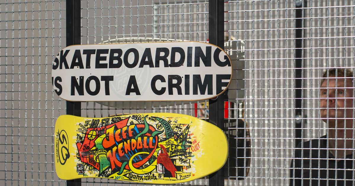 Was-das-Zeughaus-in-Innsbruck-neuerdings-mit-dem-Skateboarden-zu-tun-hat
