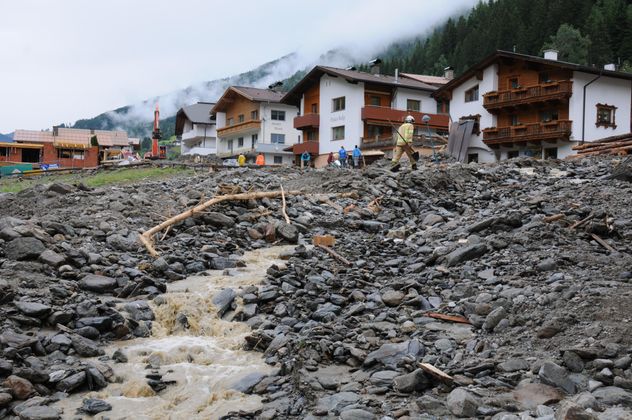 Solche Bilder lassen erahnen, wie lange es dauern wird, bis die Schäden vollständig beseitigt sind.