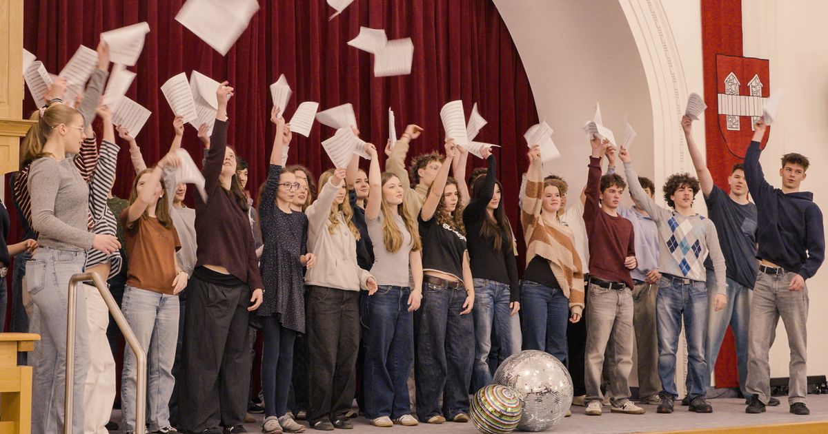 Innsbrucker-Schulklassen-singen-bei-ESC-Pre-Show-in-Wien