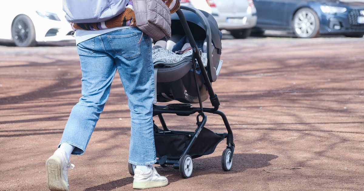 Kinderwagen-Wickeltisch-und-Co-Wie-man-Unf-llen-mit-Kleinkindern-vorbeugt