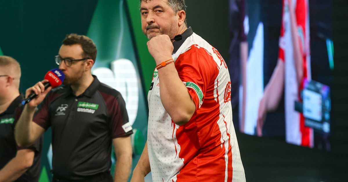 Suljovic-steht-nach-Sieg-ber-Cameron-in-zweiter-Runde-der-Darts-WM